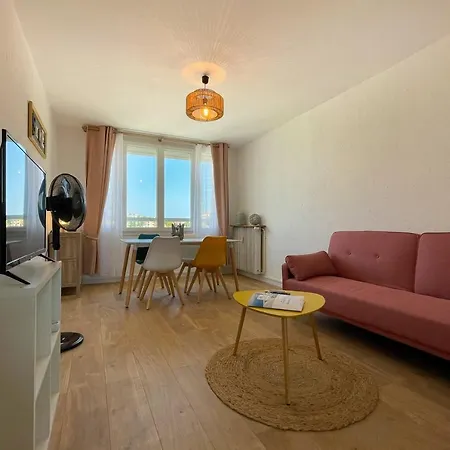 5 Guests Near The Beaches - Raphael *